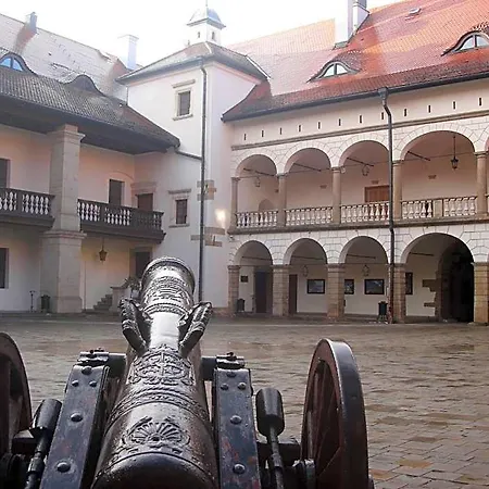 Zamek Krolewski W Niepolomicach 3*
