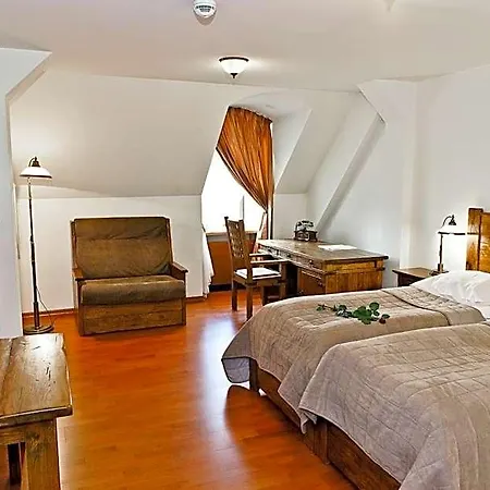 Zamek Krolewski W Niepolomicach 3*