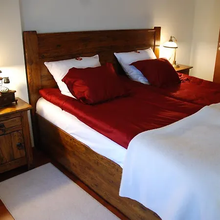 Zamek Królewski W Niepołomicach Hotel Niepołomice